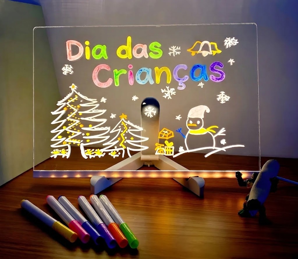 Quadro Mágico de Desenho LED iluminado com desenhos coloridos